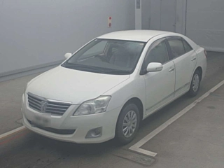 TOYOTA PREMIO 2012