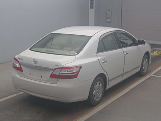 TOYOTA PREMIO 2012