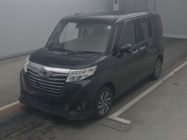 TOYOTA ROOMY 2016