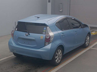 TOYOTA AQUA 2012