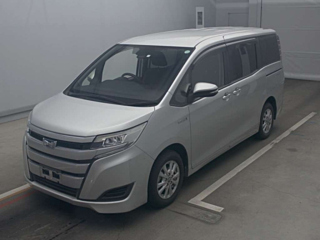 TOYOTA NOAH 2018