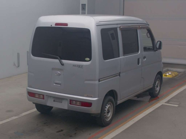 DAIHATSU HIJET VAN 2010