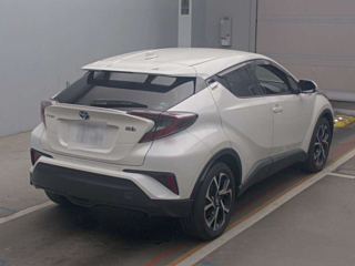 TOYOTA C-HR 2017