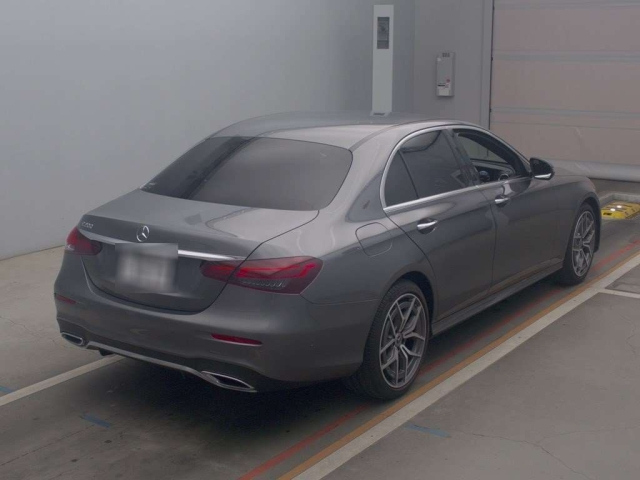 MERCEDES BENZ E CLASS 2021