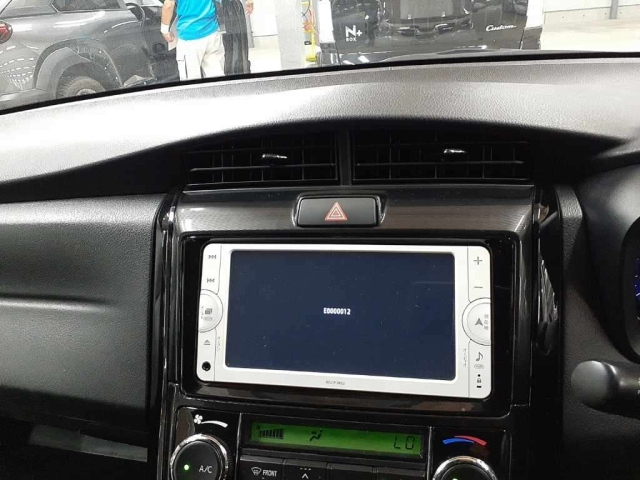 TOYOTA COROLLA AXIO 2013