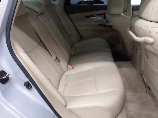 NISSAN FUGA 2011