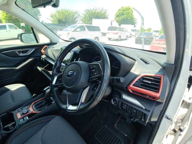 SUBARU FORESTER 2018