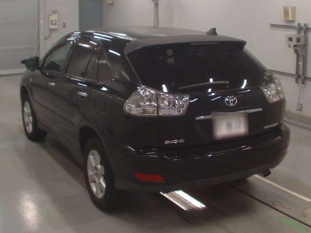 TOYOTA HARRIER 2010