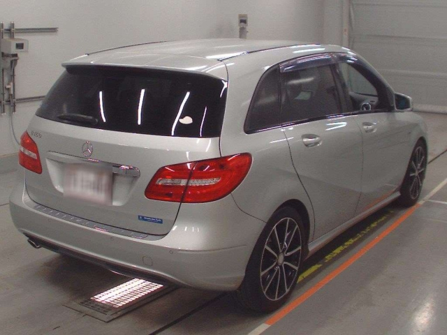 MERCEDES BENZ B CLASS 2012