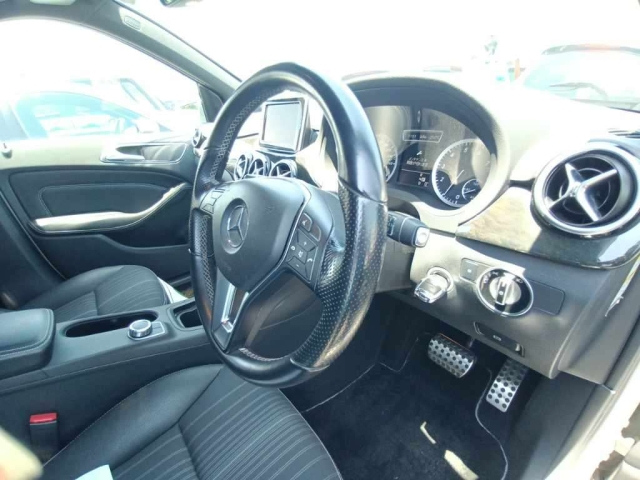 MERCEDES BENZ B CLASS 2012