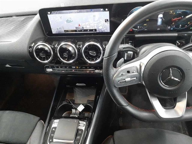MERCEDES BENZ B CLASS 2020