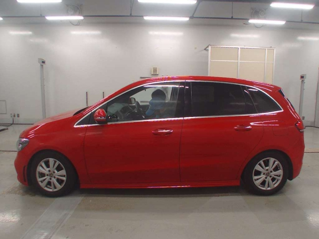 MERCEDES BENZ B CLASS 2020