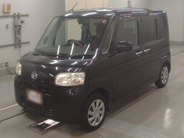 DAIHATSU TANTO 2012