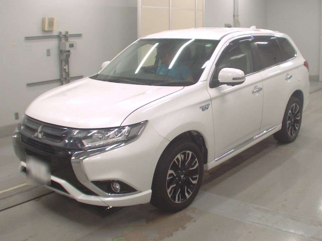MITSUBISHI OUTLANDER PHEV 2015