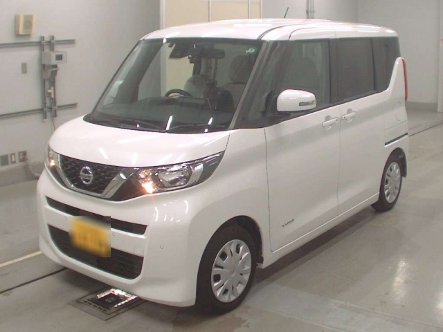 NISSAN ROOX 2023