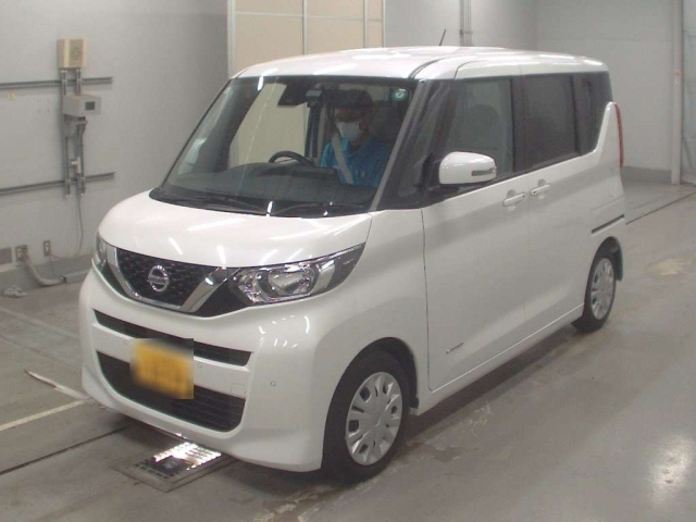 NISSAN ROOX 2023