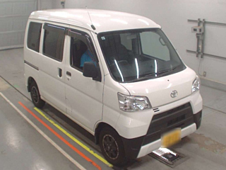TOYOTA PIXIS VAN 2020