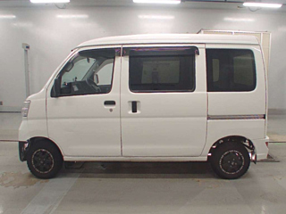 TOYOTA PIXIS VAN 2020