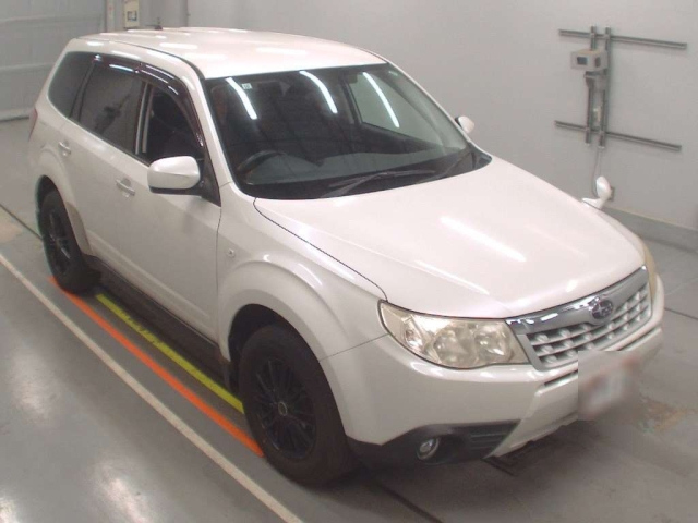SUBARU FORESTER 2011