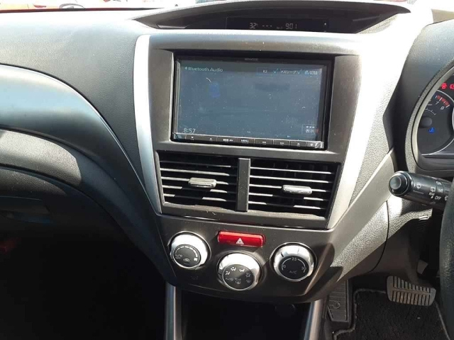 SUBARU FORESTER 2011