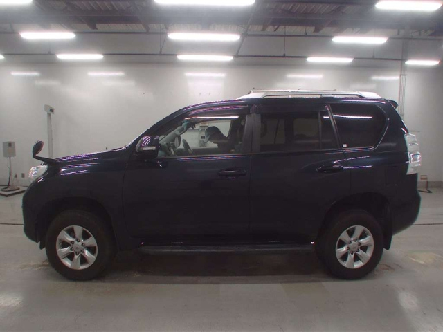TOYOTA LAND CRUISER PRADO 2010