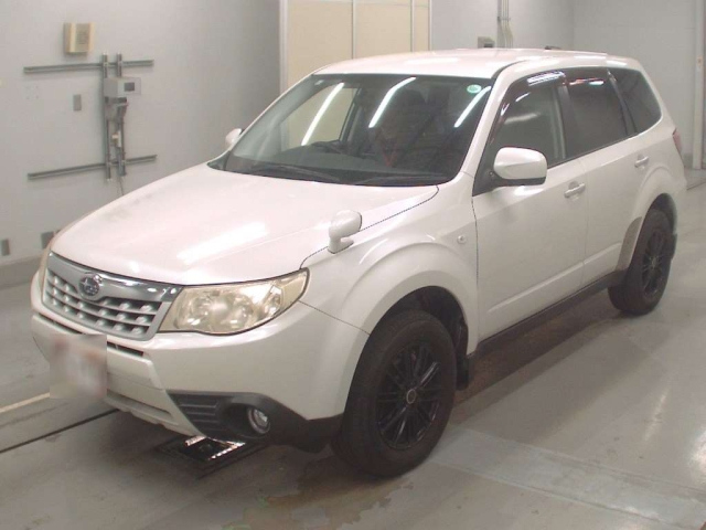 SUBARU FORESTER 2011