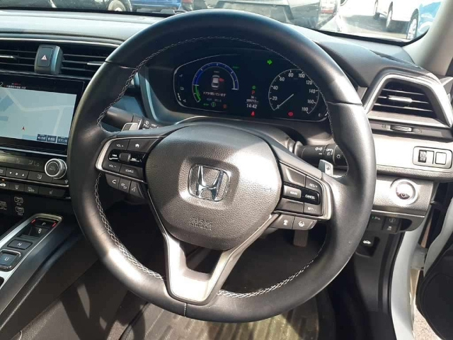 HONDA INSIGHT 2019