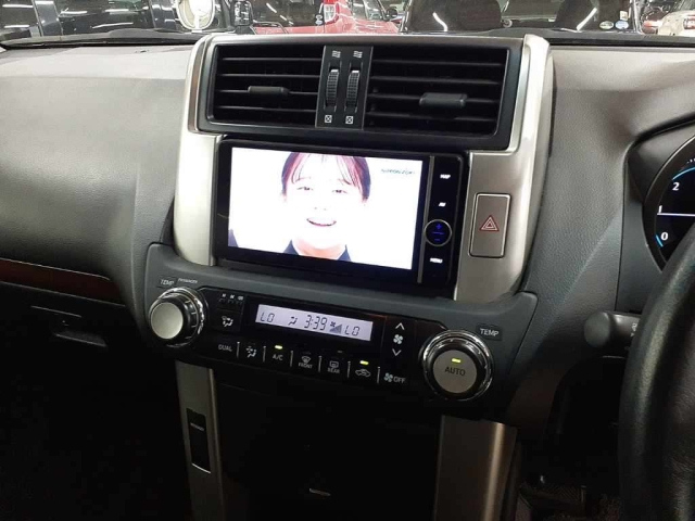 TOYOTA LAND CRUISER PRADO 2013