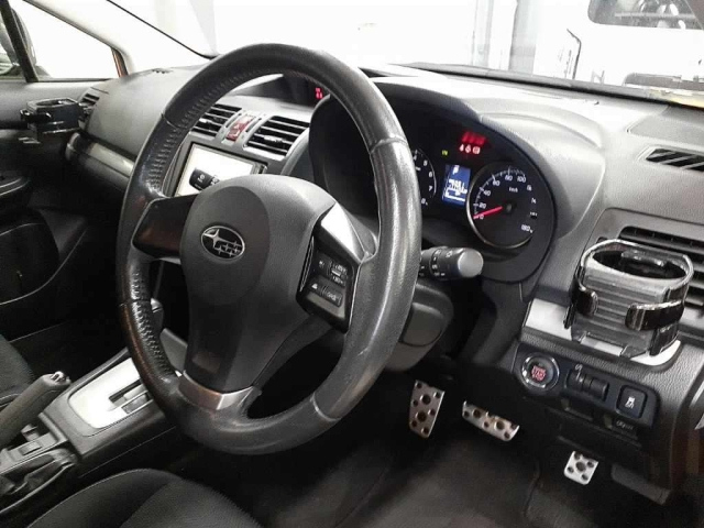 SUBARU XV 2012