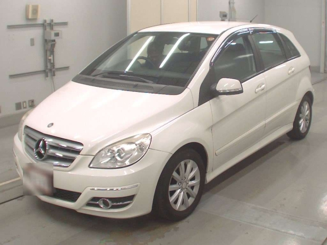 MERCEDES BENZ B CLASS 2010