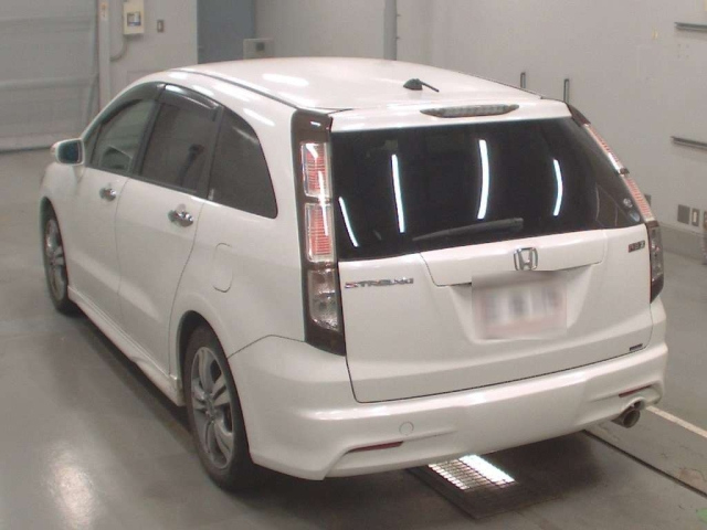 HONDA STREAM 2012