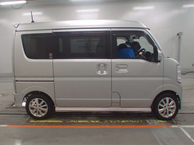 SUZUKI EVERY WAGON 2019