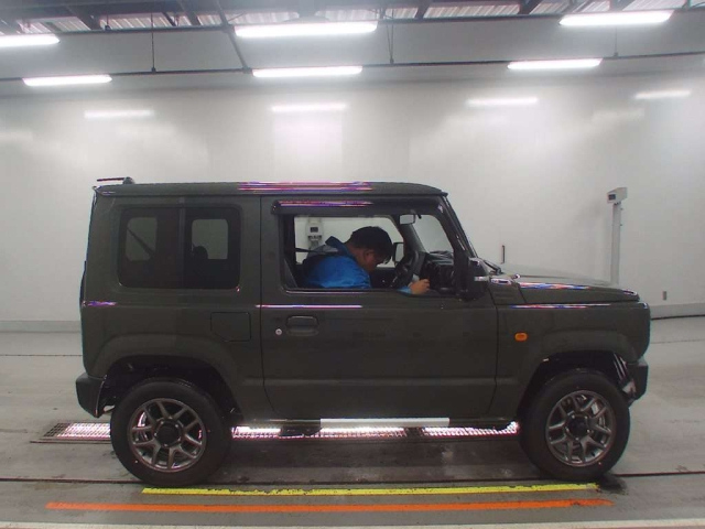 SUZUKI JIMNY 2025