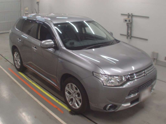 MITSUBISHI OUTLANDER PHEV 2014