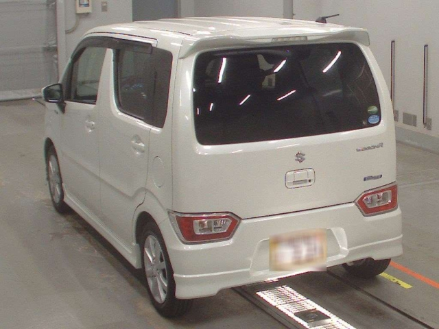 SUZUKI WAGON R 2018