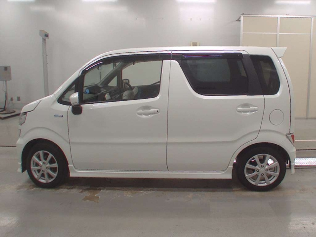 SUZUKI WAGON R 2018