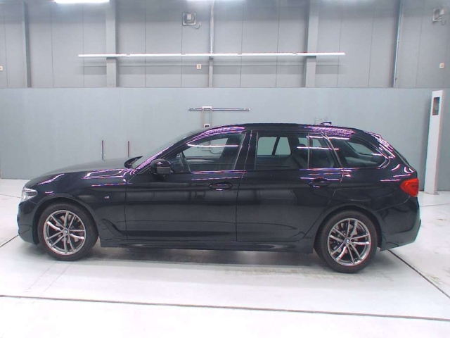 BMW 5 SERIES 2020