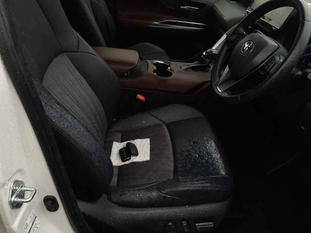 TOYOTA HARRIER 2022