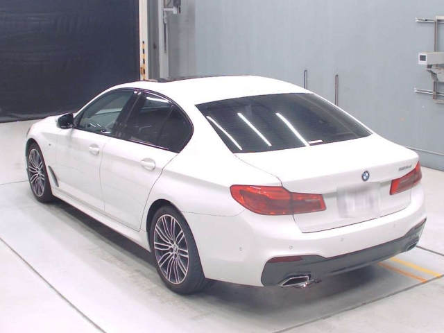 BMW 5 SERIES 2019