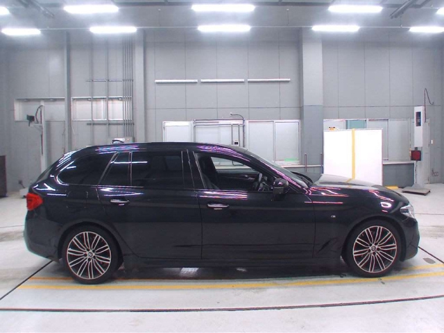 BMW 5 SERIES 2018