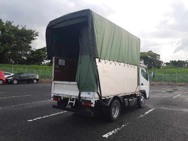 MITSUBISHI CANTER 2011