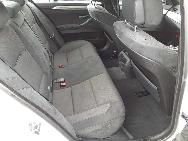 BMW 5 SERIES 2011