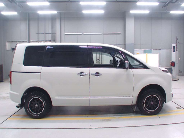 MITSUBISHI DELICA D5 2020