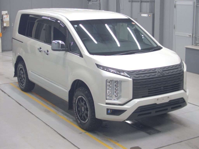 MITSUBISHI DELICA D5 2020