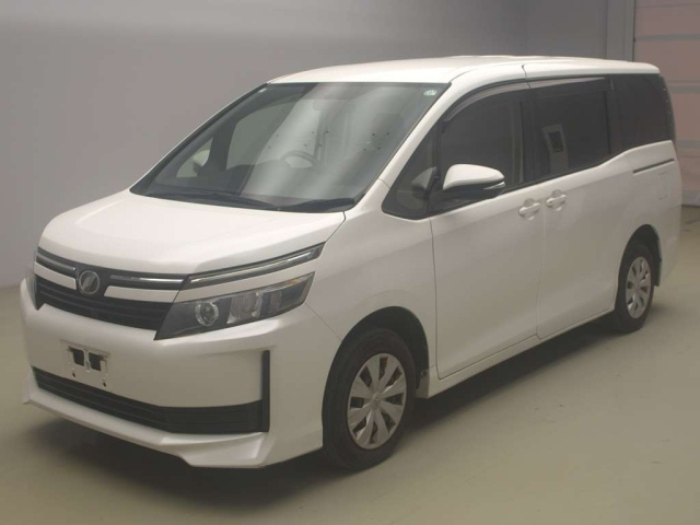 TOYOTA VOXY 2016