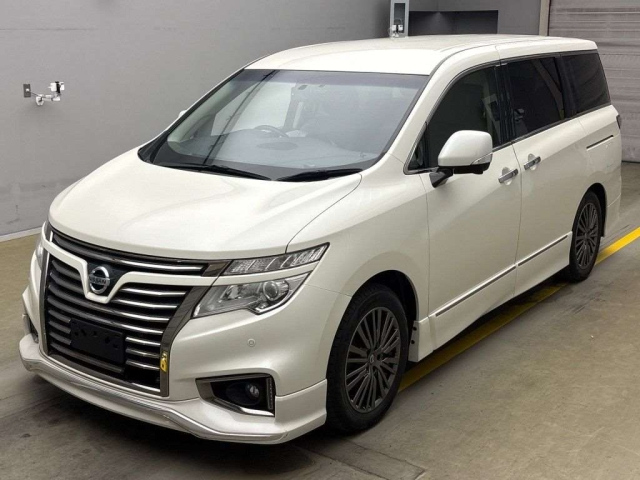 NISSAN ELGRAND 2018