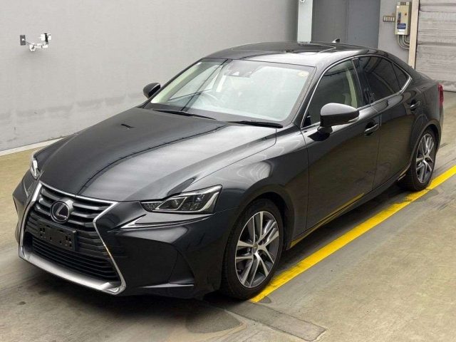 LEXUS IS 2016