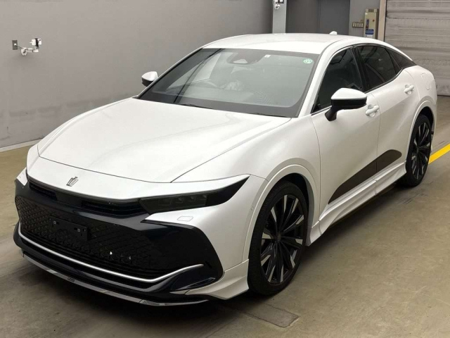 TOYOTA CROWN CROSSOVER