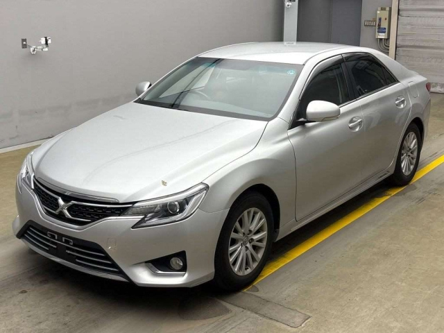 TOYOTA MARK X 2016
