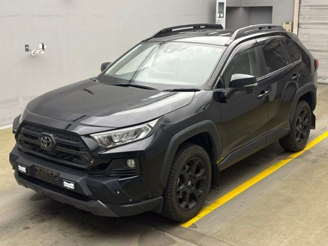 TOYOTA RAV4 2021